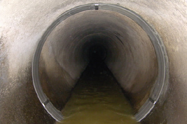 【工事後】　A県発注 止水工事下水管路は見事によみがえりました。